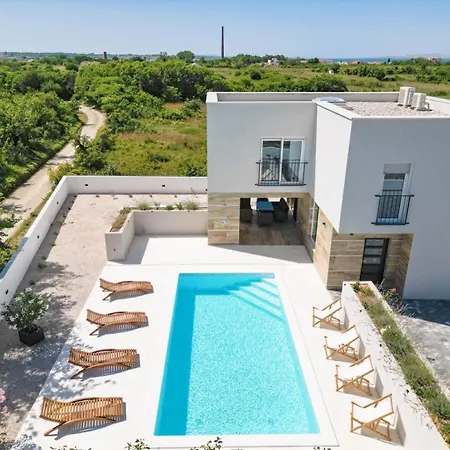 Villa Vesna *