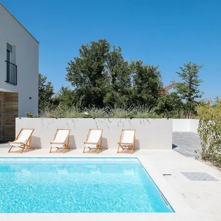 Villa Vesna *